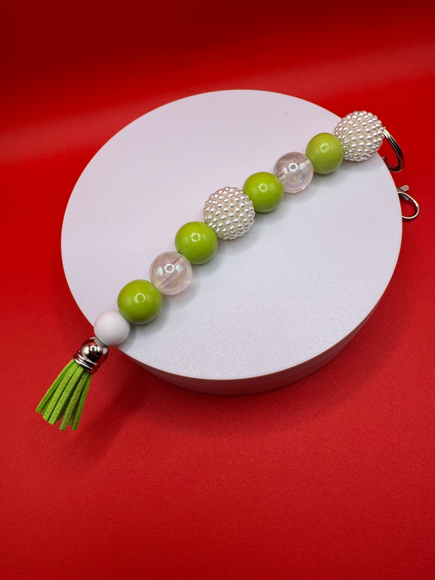 6 Piece Set (Kindness Keychain, Badge Holder, 2 Pullies & 2 Pens) (3) Green